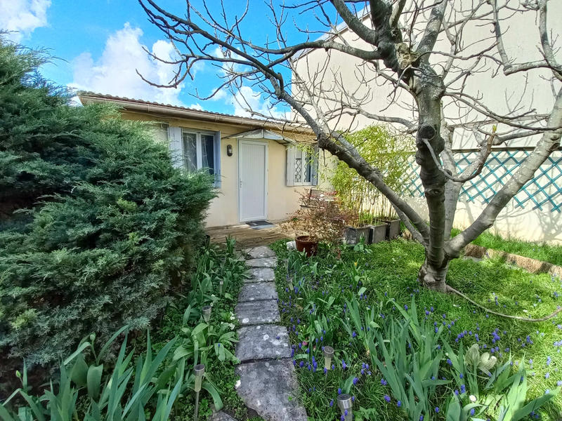 Maison - 100 m² - 3 pièces