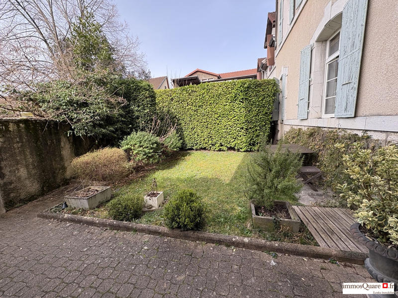 Appartement - 60 m² - 2 pièces