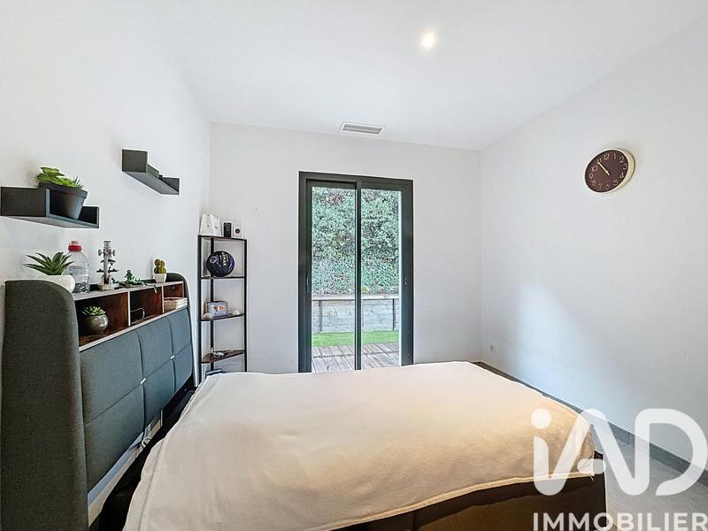 Maison - 207 m² - 8 pièces