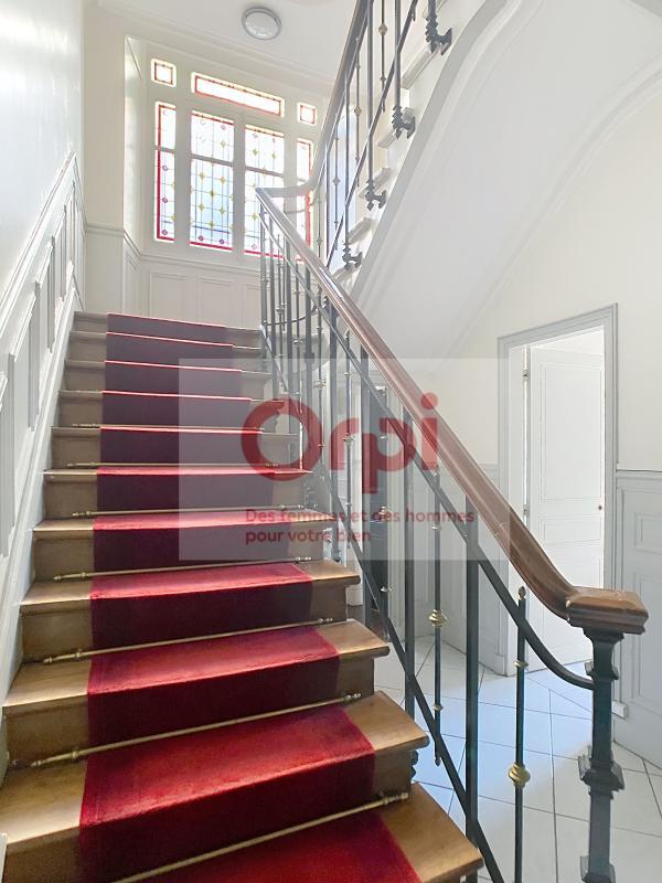 Hôtel particulier - 289 m² - 7 pièces