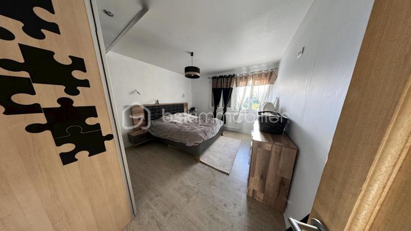 Maison traditionnelle - 157 m² - 5 pièces