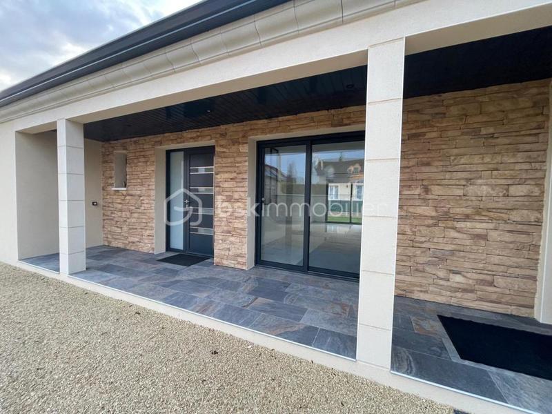 Maison - 104 m² - 5 pièces