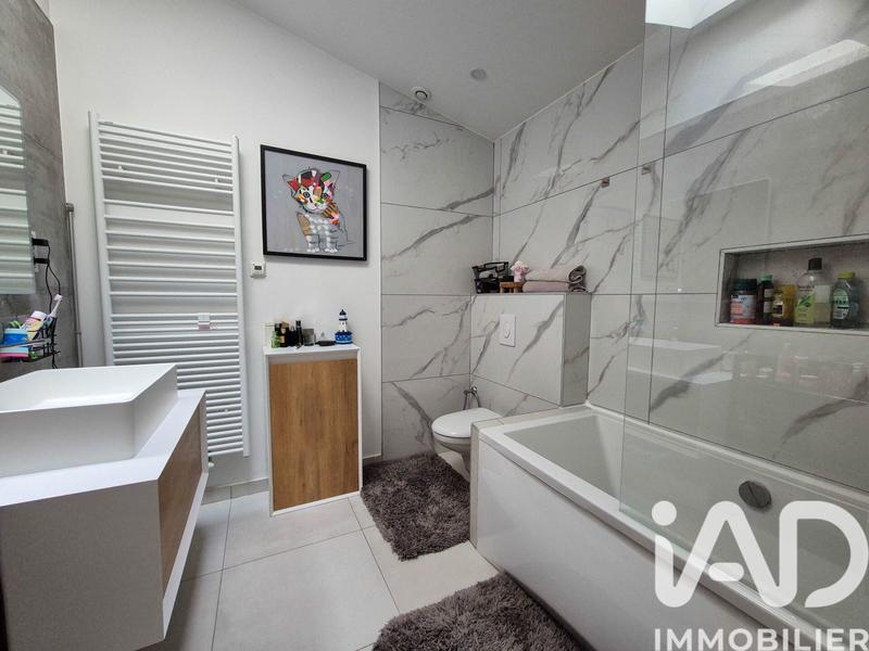 Maison - 88 m² - 4 pièces