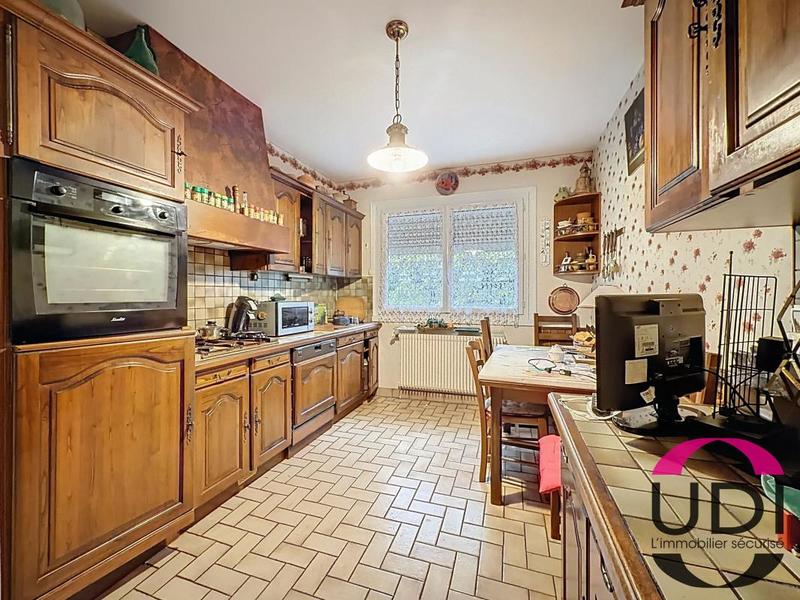 Maison - 98 m² - 4 pièces