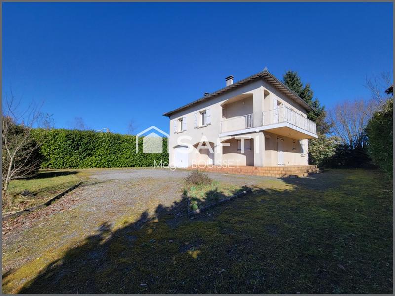 Maison - 140 m² - 5 pièces
