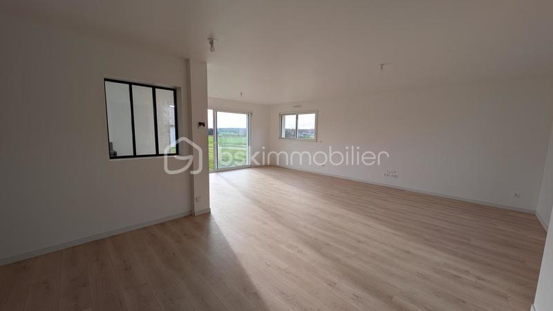 Maison - 143 m² - 8 pièces