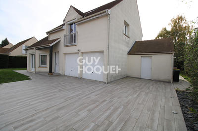 Maison - 202 m² - 7 pièces