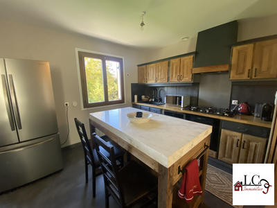 Maison - 91 m² - 4 pièces