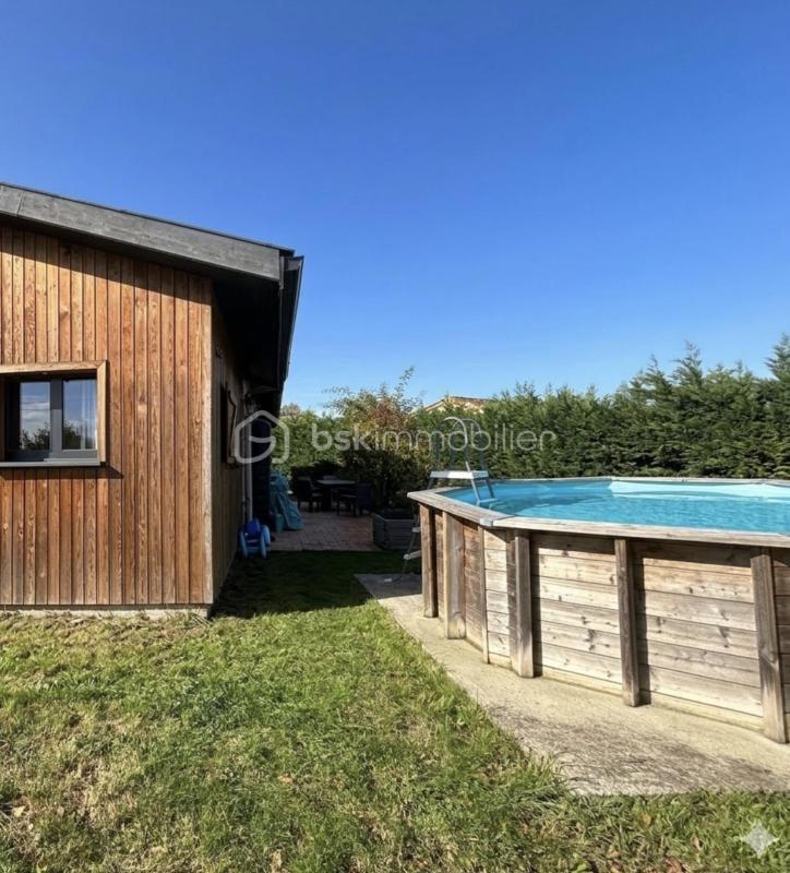 Pavillon - 120 m² - 6 pièces