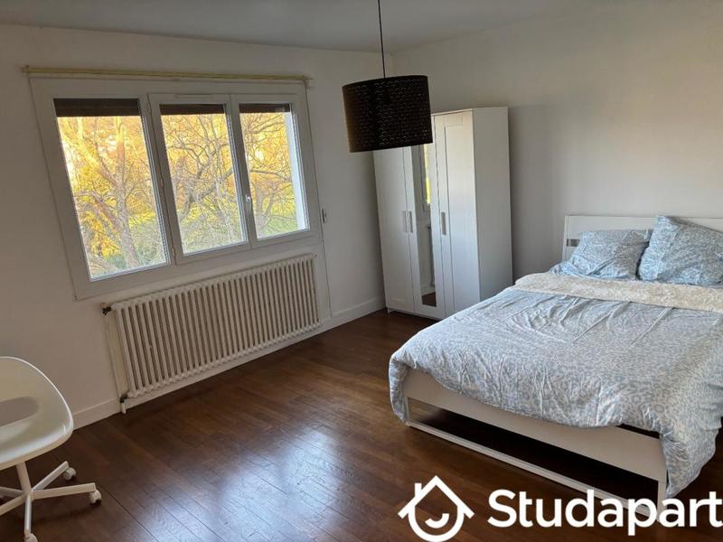 Chambre - 20 m² - 1 pièce