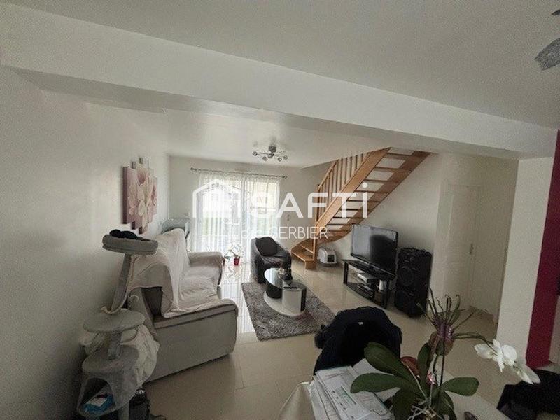 Maison - 105 m² - 5 pièces