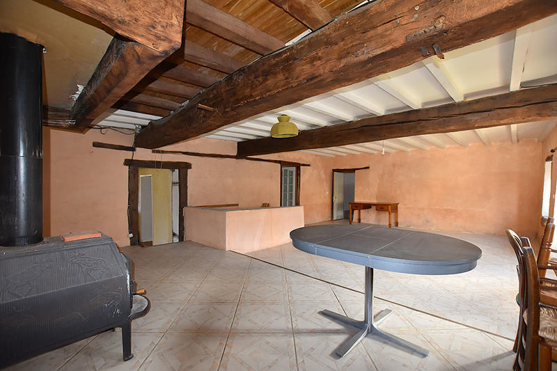 Maison - 268 m² - 9 pièces