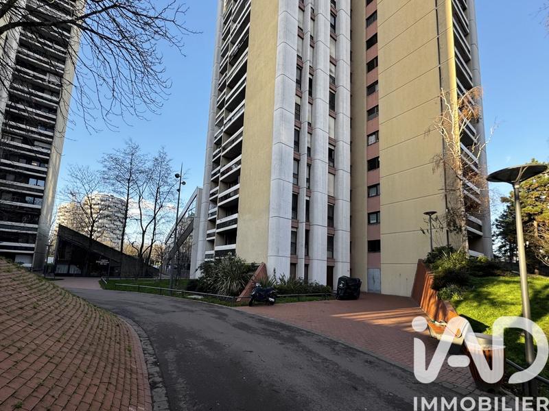 Appartement - 94 m² - 4 pièces