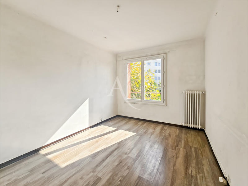 Appartement - 76 m² - 4 pièces