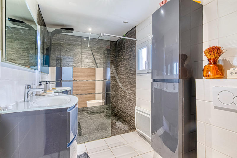 Maison - 122 m² - 5 pièces