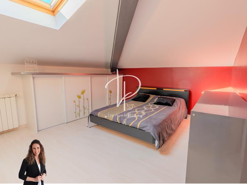 Villa - 291 m² - 8 pièces