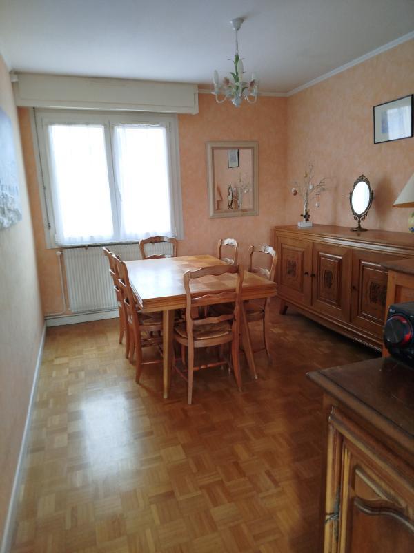 Appartement - 94 m² - 5 pièces