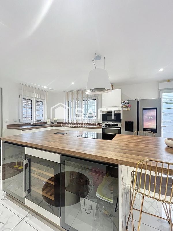 Maison - 136 m² - 4 pièces