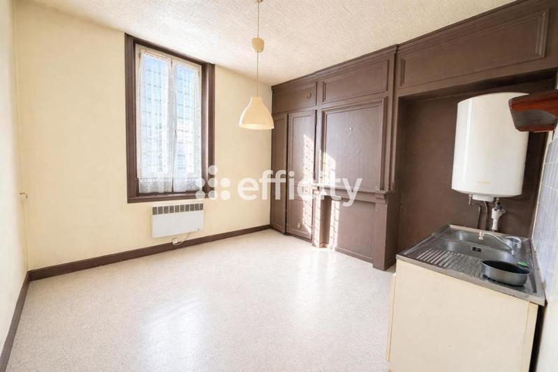 Immeuble - 140 m² - 6 pièces