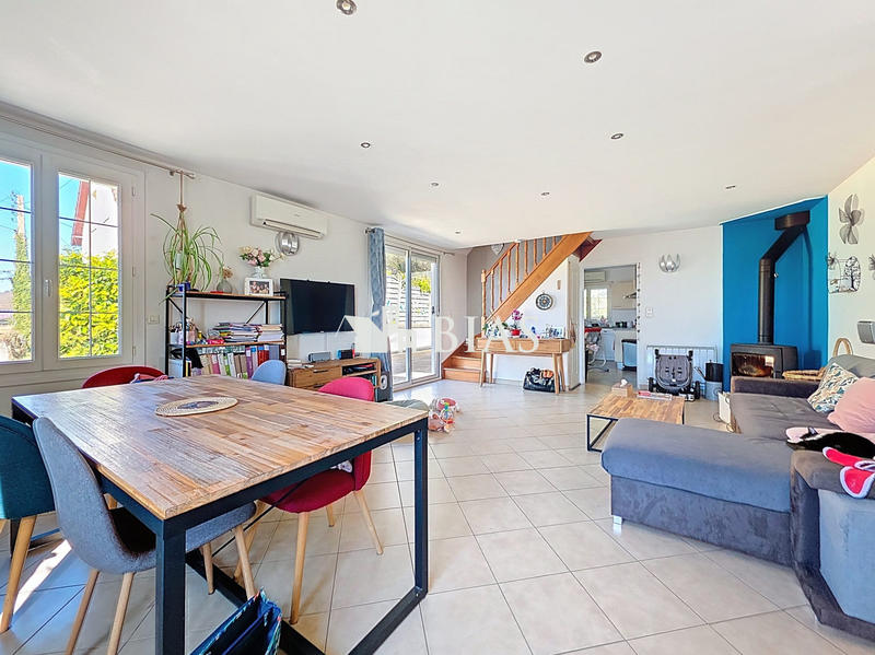 Maison - 88 m² - 4 pièces