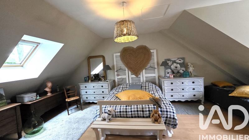 Maison - 181 m² - 6 pièces