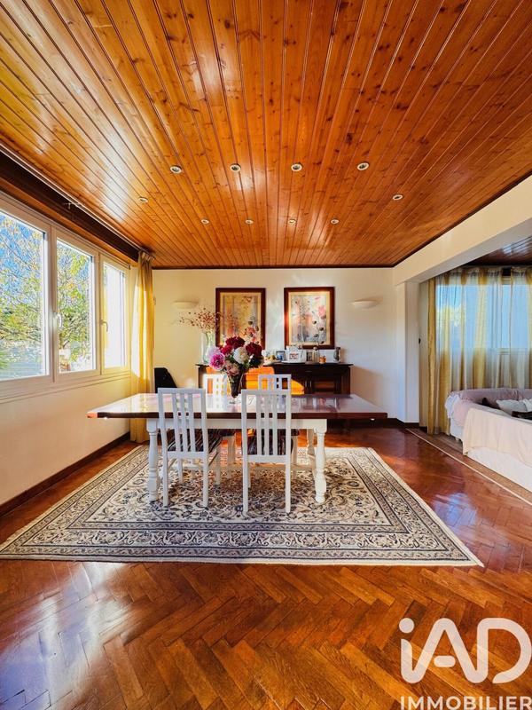 Maison - 162 m² - 6 pièces