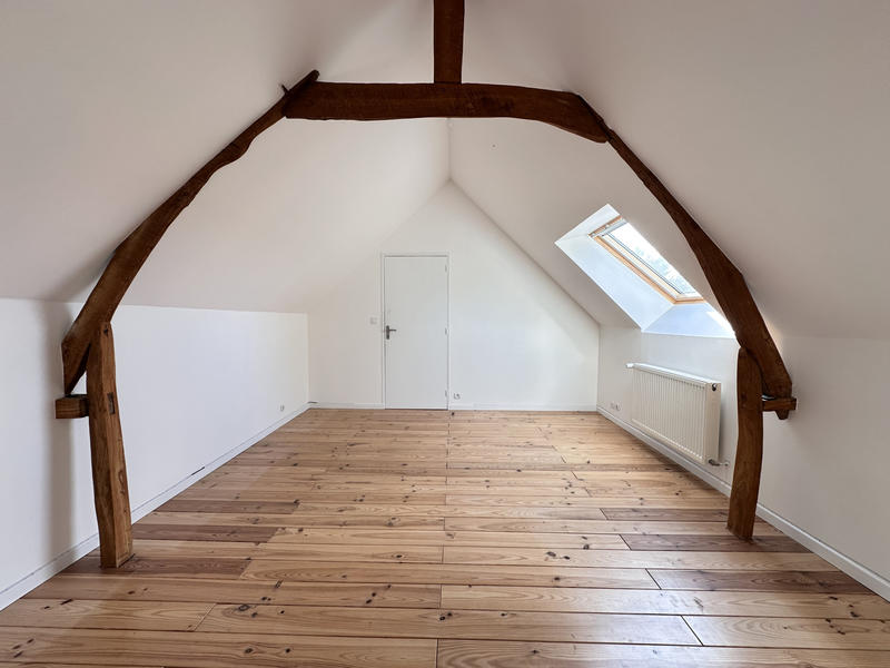 Maison - 161 m² - 8 pièces