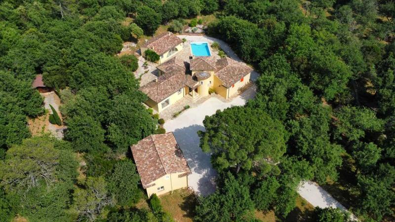 Villa - 170 m² - 7 pièces