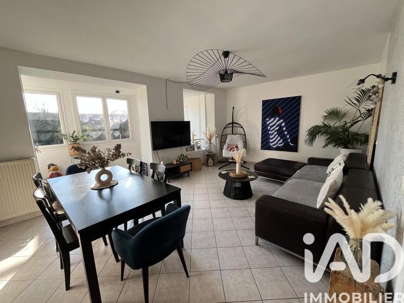 Maison - 172 m² - 10 pièces