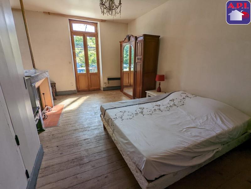 Maison - 175 m² - 8 pièces