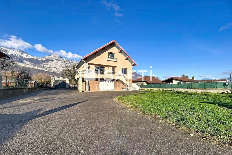 Maison - 140 m² - 4 pièces