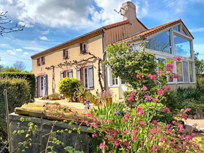 Maison - 165 m² - 5 pièces