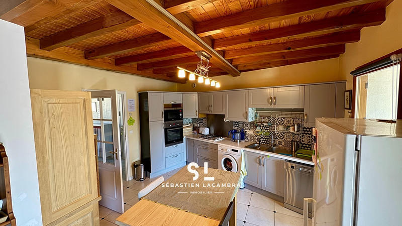 Maison de village - 178 m² - 8 pièces