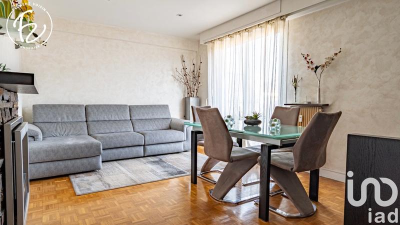 Appartement - 90 m² - 4 pièces