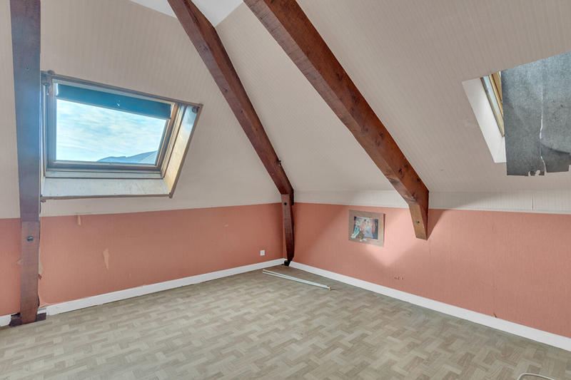 Maison - 162 m² - 7 pièces