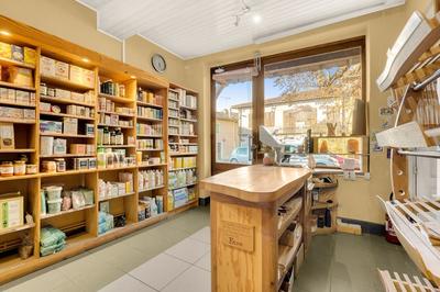 Fonds de commerce - 330 m²