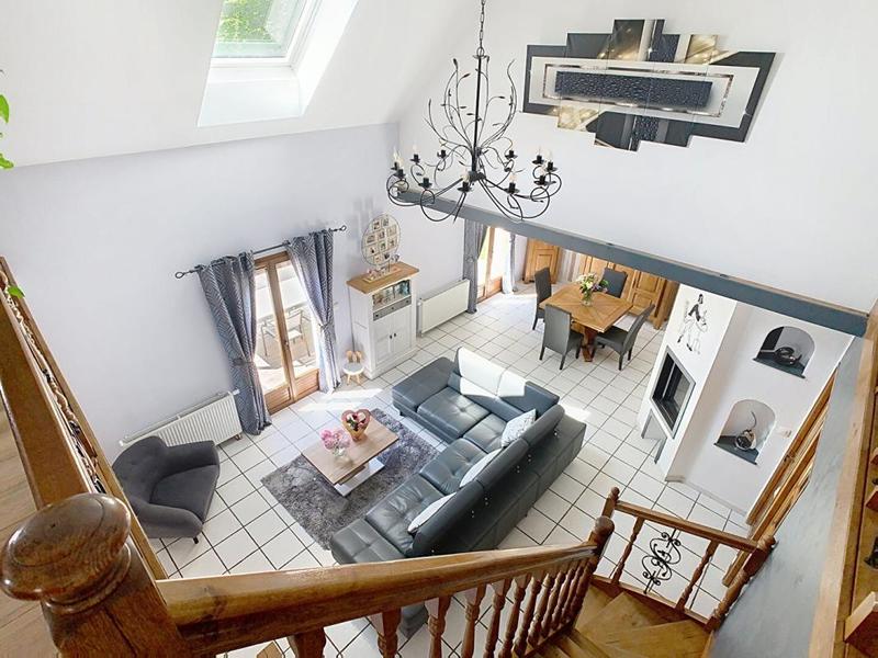 Maison - 180 m² - 7 pièces