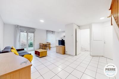 Appartement - 79 m² - 4 pièces