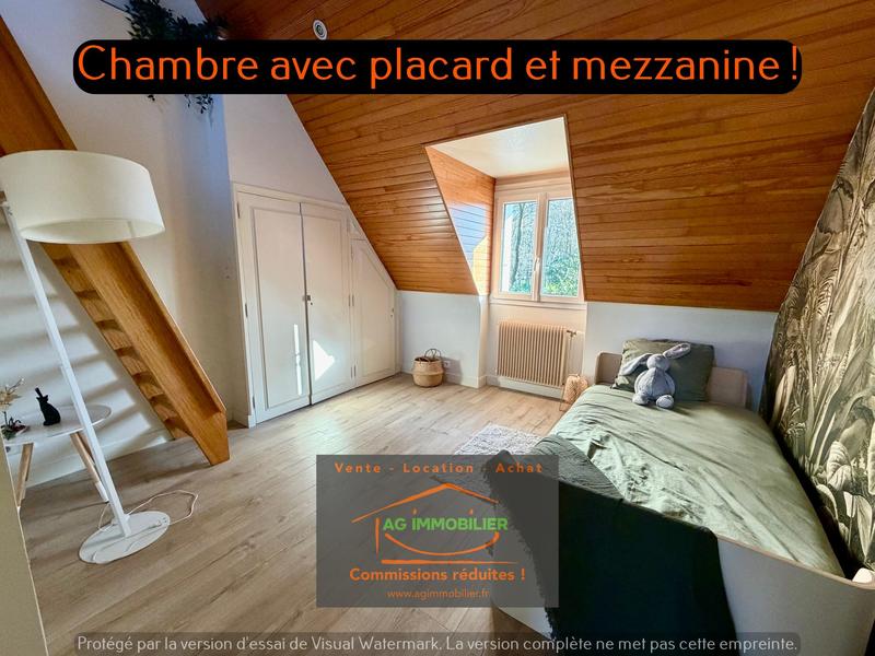 Maison traditionnelle - 200 m² - 7 pièces
