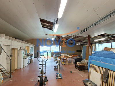 Bureau - 383 m² - 6 pièces