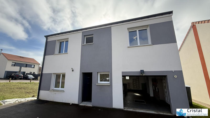 Maison - 110 m² - 6 pièces