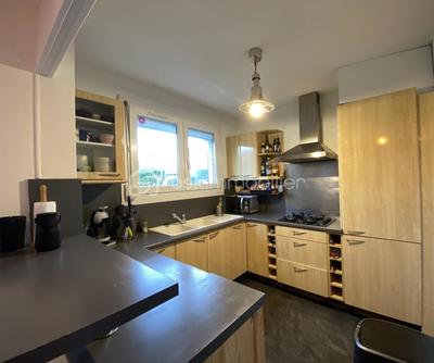 Maison - 89 m² - 4 pièces