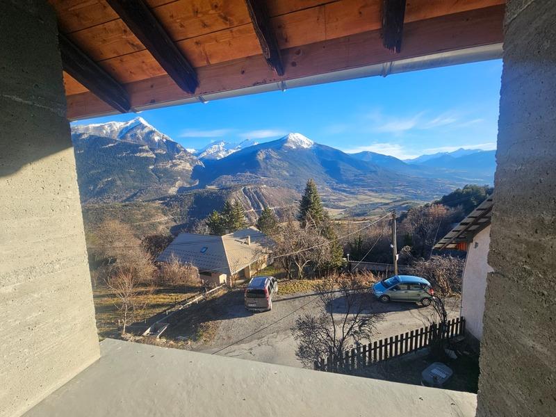 Maison - 250 m² - 8 pièces