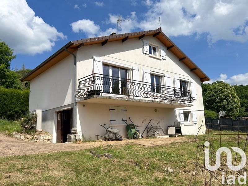 Maison - 90 m² - 5 pièces