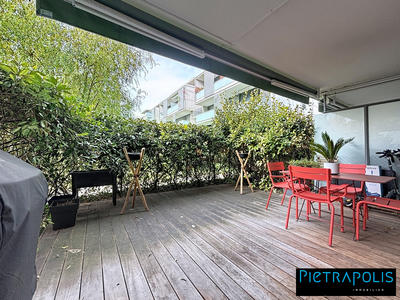 Appartement - 65 m² - 3 pièces