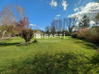 Maison - 396 m² - 14 pièces