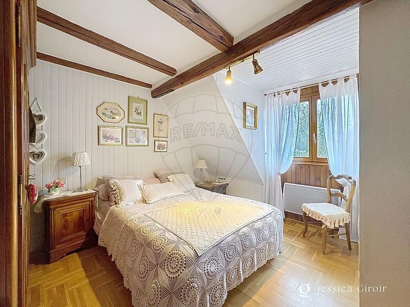 Maison - 141 m² - 6 pièces