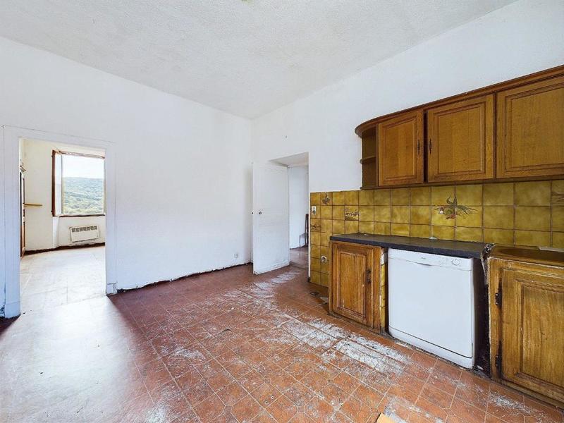 Maison ancienne - 181 m² - 5 pièces