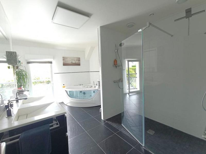 Maison - 177 m² - 6 pièces