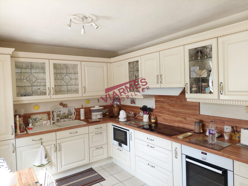 Maison - 90 m² - 5 pièces